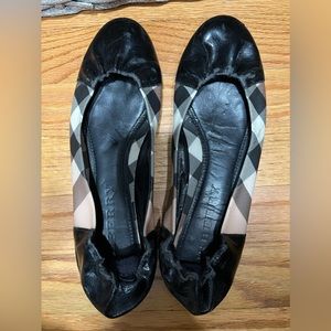 Burberry flats